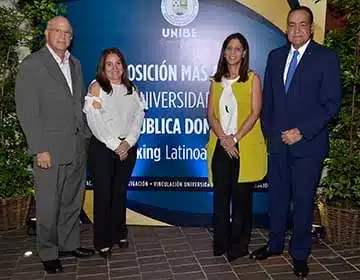 Gustavo Batista, Grace Cochón, Odile Camilo y Julio Amado Castaños