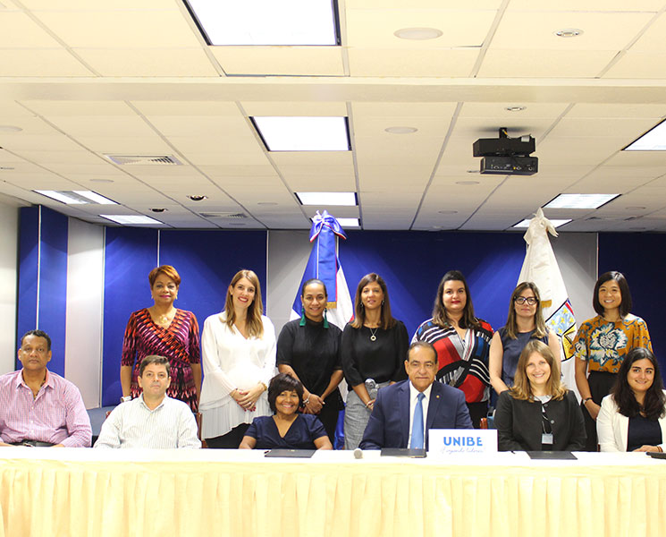 UNIBE firma acuerdos con IFES y ADIDE