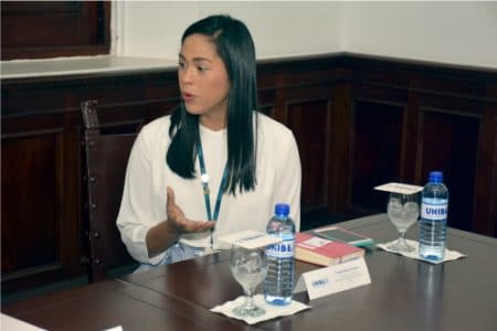 Señora Pamela Pérez Vizcaino, directora de la Escuela de Dirección y Gestión del Turismo.