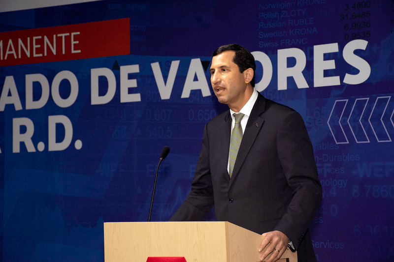 Las palabras de apertura estuvieron a cargo del presidente de Amchamdr, Roberto Herrera.
