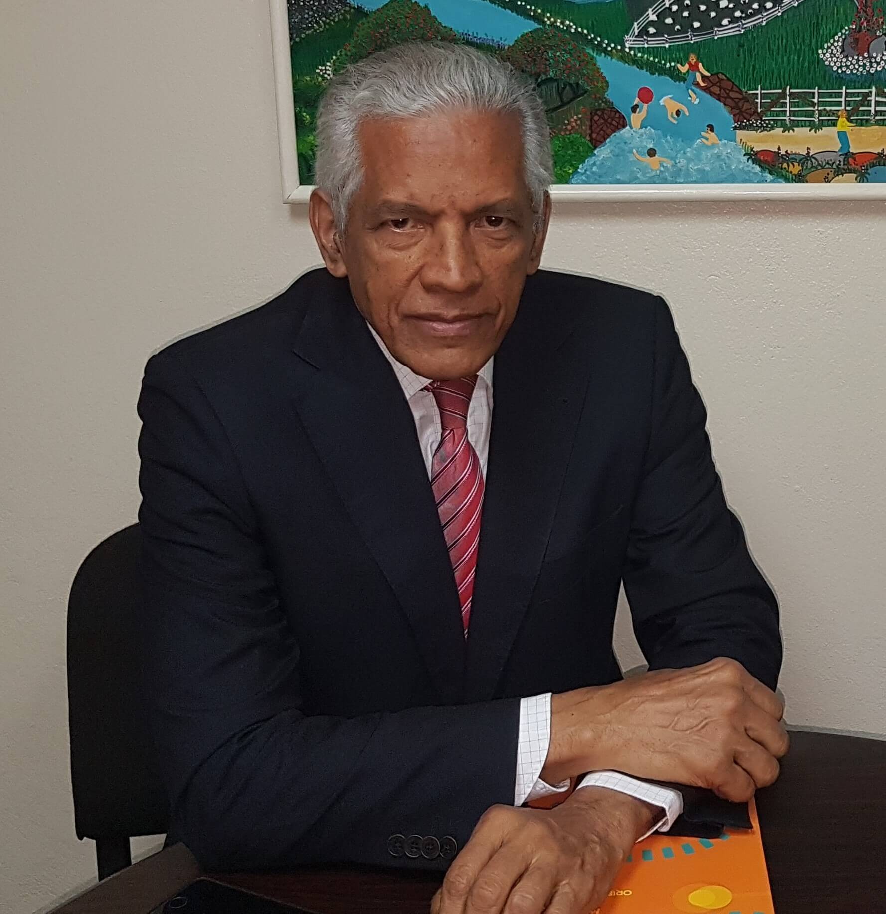 Dr. Rafael García