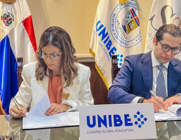 Unibe SIMV formalizan acuerdo apoyo Becas Focalizadas