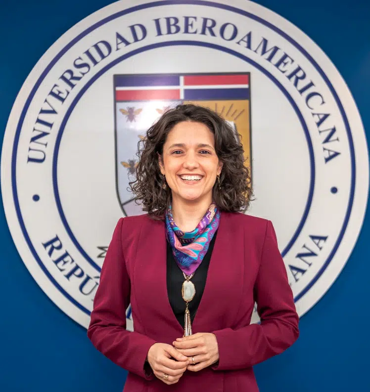 Laura V. Sánchez Vincitore